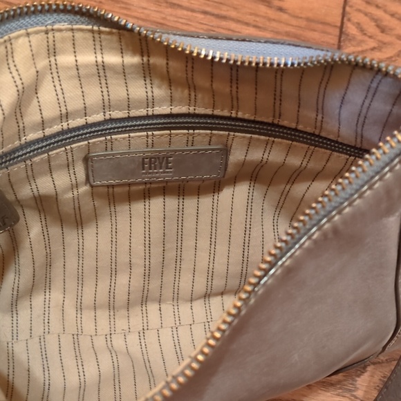 Frye Melisa zipper grey leather crossbody purse - Picture 6 of 8